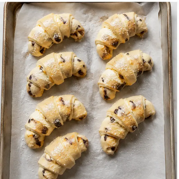 Step 3: Rolling dough into crescent shapes