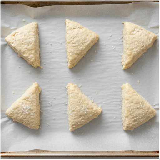 coconut scones with coconut glaze - step 4