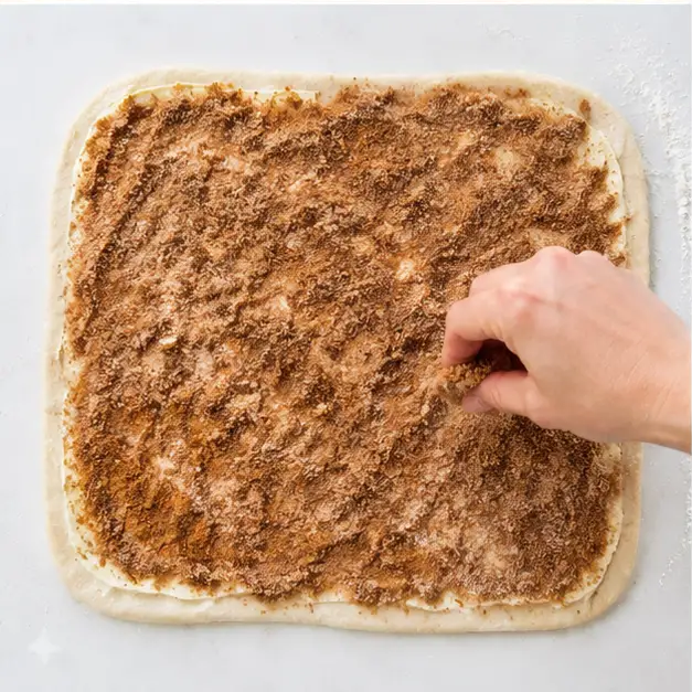 Step 3: Sprinkling the cinnamon sugar filling