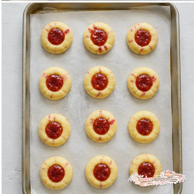 Step 4: Filling and baking the cookies